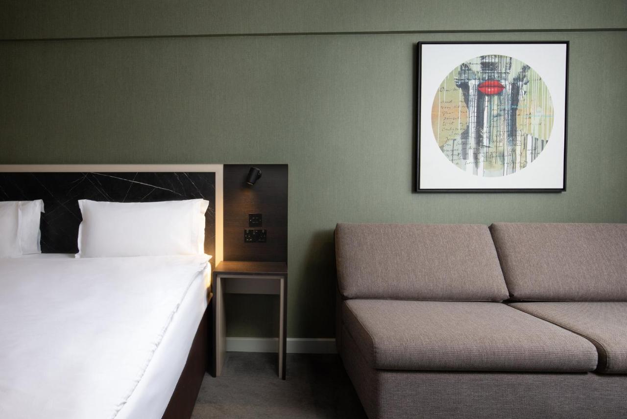 City Sleeper At Royal National Hotel London Exterior photo